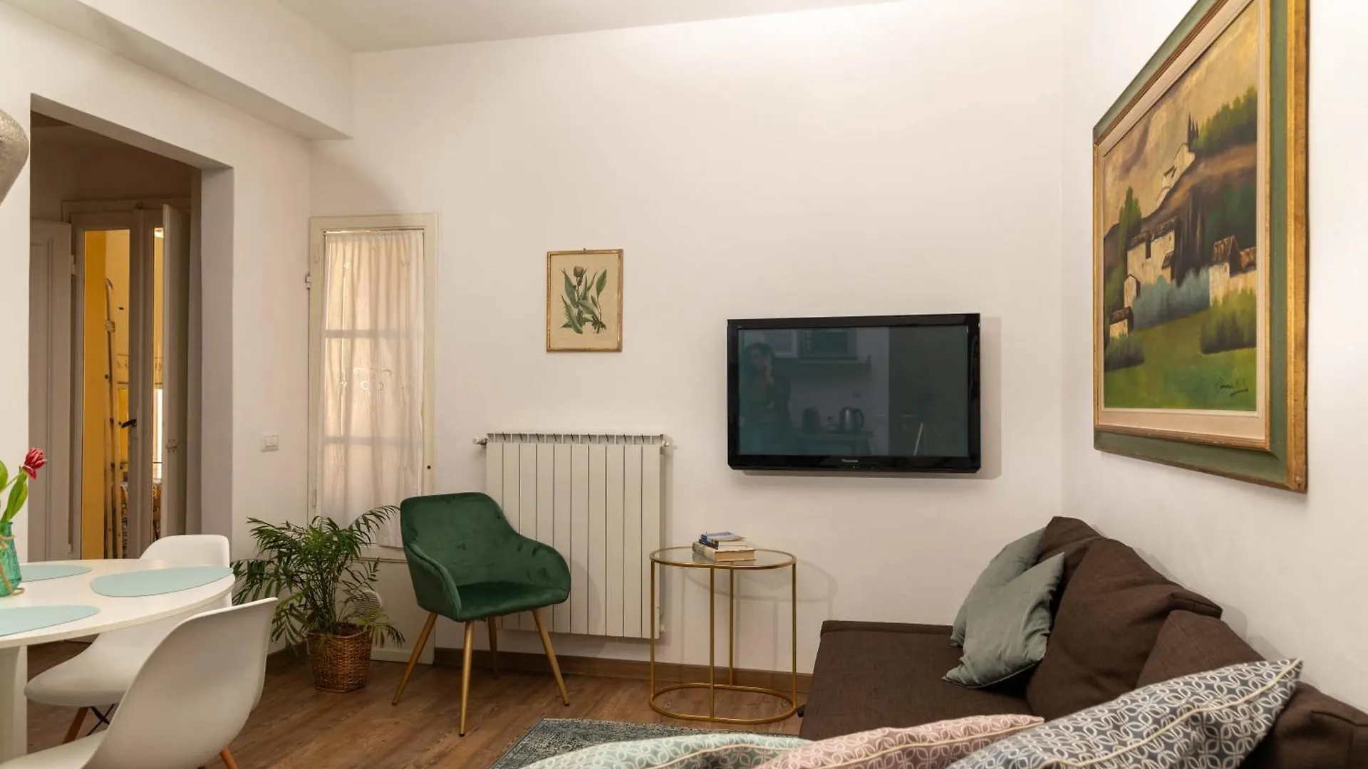 Angie Apartment Florence